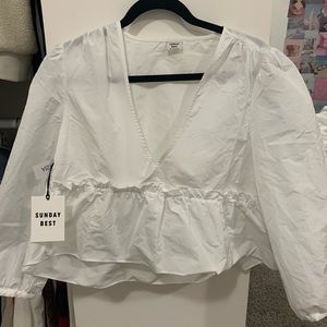 Never worn aritzia blouse